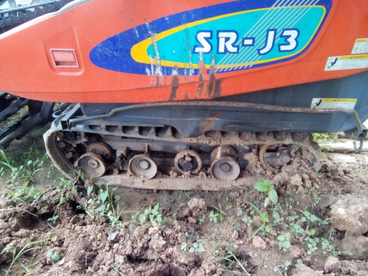 47000บาทลดสุดๆไปครับรถเกี่ยวนวดข้าวนั่งขับ คูโบต้า จอยคอม SR-J3 พร้อมใช้ราคาถูก