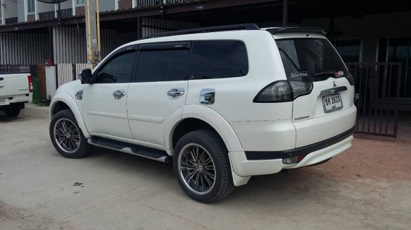 ปาเจโร่ 2011  เครื่อง 2500  สภาพสวย รถเรียม