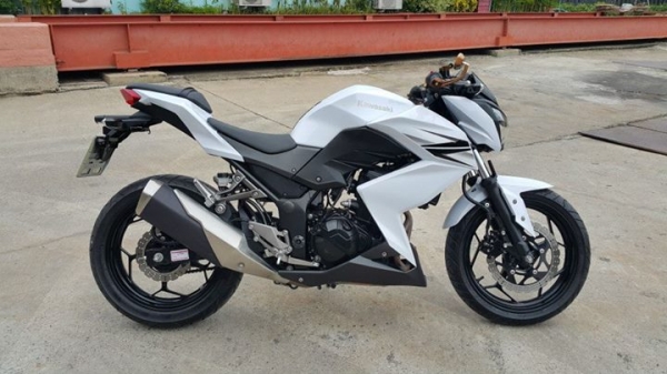 มาใหม่ สวยถูก ให้ไว Z250 ขาว วิ่งน้อย ไม่ล้มชนแปะใสกิ๊ก ต่อรองได้