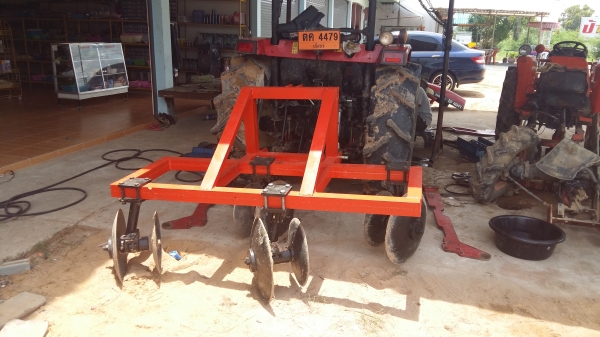 18500บาทวันนี้วันเดียวครับขายผานยกร่องขนาด8ใบ2ร่องถูกๆครับ