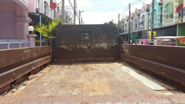 หกล้อโตโยต้า ไดน่า BU87-115 ดั้ม5คิว สภาพพร้อมใช้งาน เครืองดีขับกลับบ้านได้เลย แคชชีสวยจัด ทะเบียนขาด3ปี เล่มชุดโอนพร้อมโอน