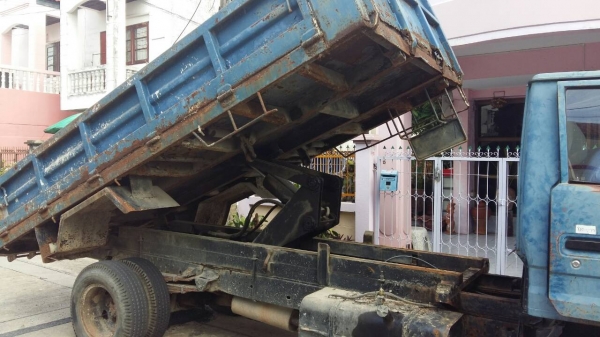 หกล้อโตโยต้า ไดน่า BU87-115 ดั้ม5คิว สภาพพร้อมใช้งาน เครืองดีขับกลับบ้านได้เลย แคชชีสวยจัด ทะเบียนขาด3ปี เล่มชุดโอนพร้อมโอน