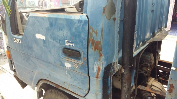 หกล้อโตโยต้า ไดน่า BU87-115 ดั้ม5คิว สภาพพร้อมใช้งาน เครืองดีขับกลับบ้านได้เลย แคชชีสวยจัด ทะเบียนขาด3ปี เล่มชุดโอนพร้อมโอน