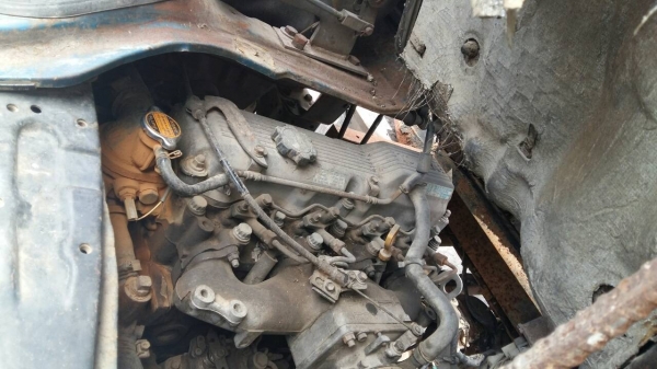 หกล้อโตโยต้า ไดน่า BU87-115 ดั้ม5คิว สภาพพร้อมใช้งาน เครืองดีขับกลับบ้านได้เลย แคชชีสวยจัด ทะเบียนขาด3ปี เล่มชุดโอนพร้อมโอน