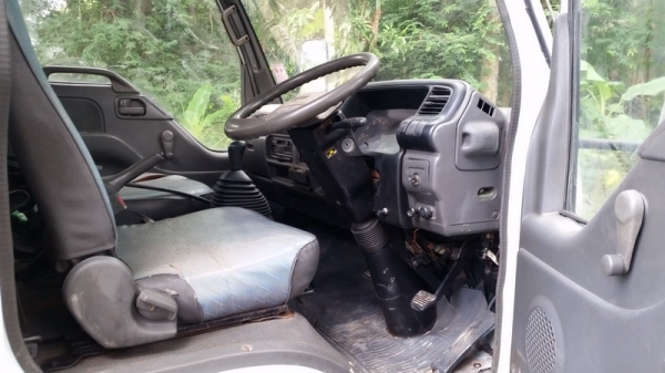 ขาย6ล้อ nkr130 turbo ปี2005 รถสวยพร้อมใช้เครื่องแน่นดีเดิมๆ ขาย6ล้อ nkr130 turbo ปี2005 รถสวยพร้อมใช้เครื่องแน่นดีเดิมๆ