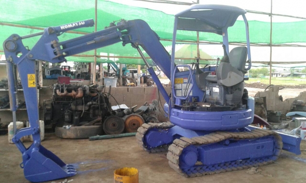ขายรถขุด KOMATSU PC 28 UU3