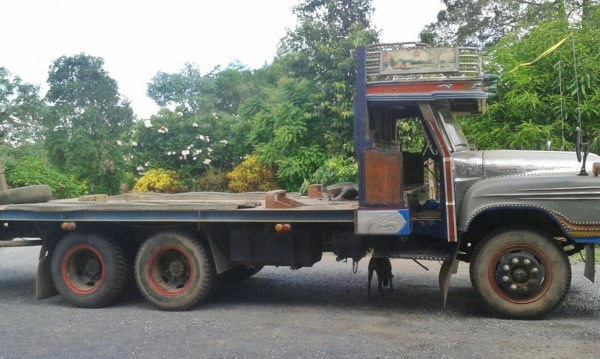 สิบล้อหน้ายาว ISUZU สิบล้อหน้ายาว ISUZU