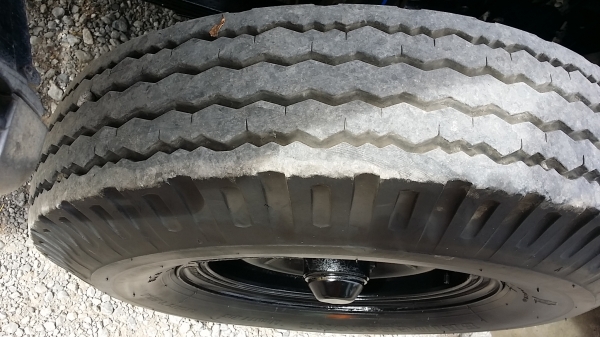 ขาย NKR 4 ล้อ100 แรง ปี47 รถห้าง