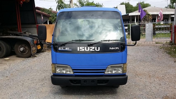 ขาย NKR 4 ล้อ100 แรง ปี47 รถห้าง