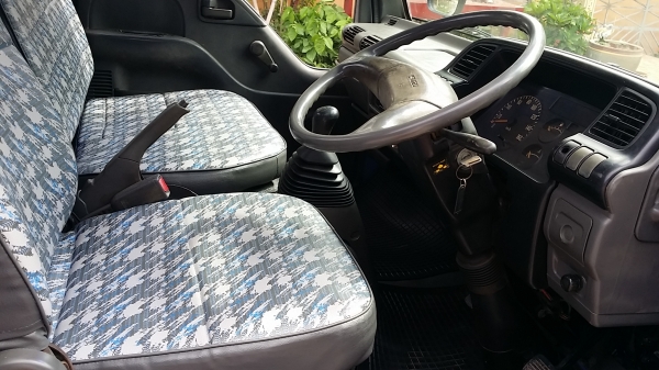 ขาย NKR 4 ล้อ100 แรง ปี47 รถห้าง