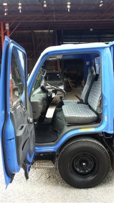 ขาย NKR 4 ล้อ100 แรง ปี47 รถห้าง