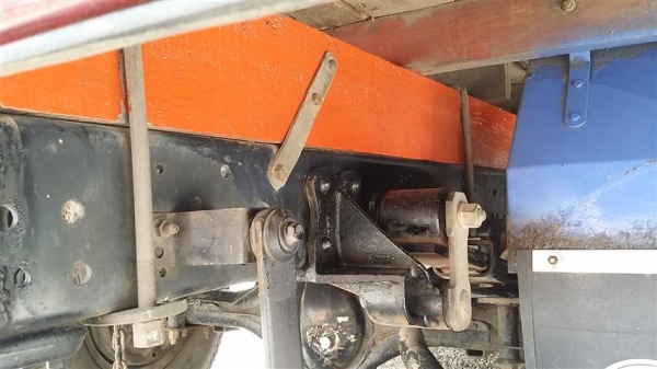 ขาย NKR 4 ล้อ100 แรง ปี47 รถห้าง