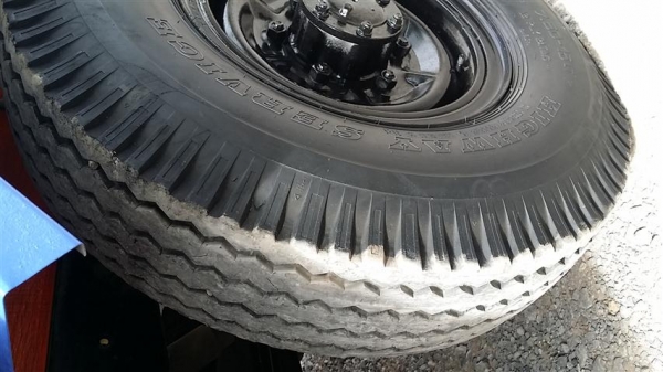 ขาย NKR 4 ล้อ100 แรง ปี47 รถห้าง