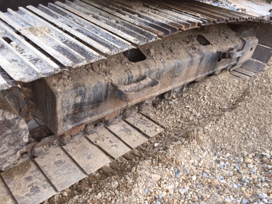 ขายรถแบคโฮ KOMATSU PC200-8 เอกสารอินวอย 10000 ชม.ราคา 1500000