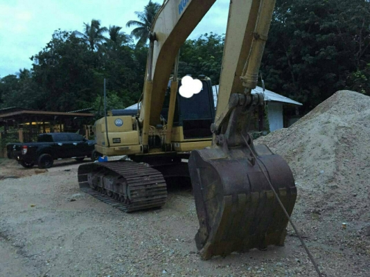 ขายรถแบคโฮ KOMATSU PC200-8 เอกสารอินวอย 10000 ชม.ราคา 1500000