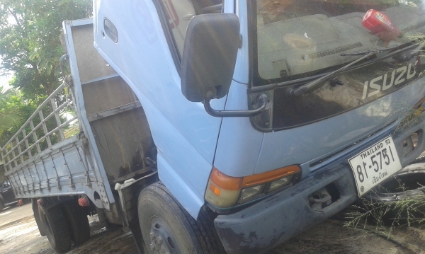 จองแล้ว(รับเงินมัดจำเรียบร้อย) อีซูซุ NPR120ฝาขาว ยาว5ม เครืองดีแคชชีสวยกริบ ทะเบียนพร้อมโอน จองแล้ว(รับเงินมัดจำเรียบร้อย) อีซูซุ NPR120ฝาขาว ยาว5ม เครืองดีแคชชีสวยกริบ ทะเบียนพร้อมโอน