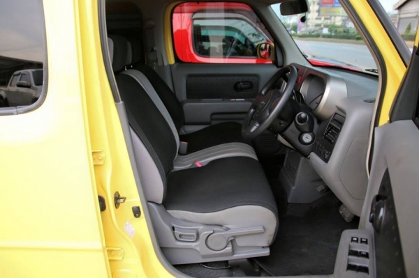 ขาย Nissan Cube Rider สีเหลือง เกียร์ Auto ชุดแต่ง Rider แท้ทั้งคัน