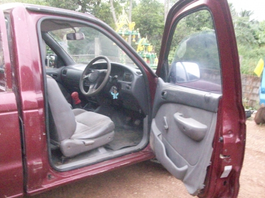 กระบะ ฟอร์ดเรนเจอร์  ปี 2001 พร้อมใช้งาน พวงมาลัยเพาเวอร์