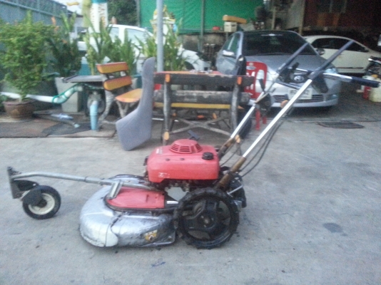 ขายรถตัดหญ้าแบบเดินตาม Honda Um2160  ราคาพิเศษ