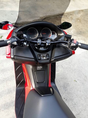 Honda forza 300 สีแดงแต่ง ปี 2556 วิ่ง 3000 กิโล