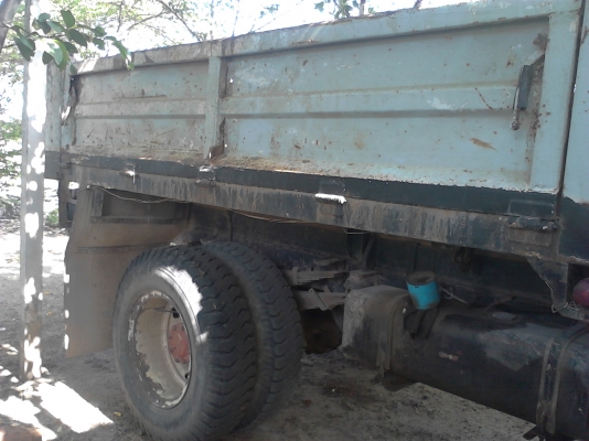 ขายแล้วครับขอบคุณลูกค้าจากราชบุรีและเวปtruck2handครับ