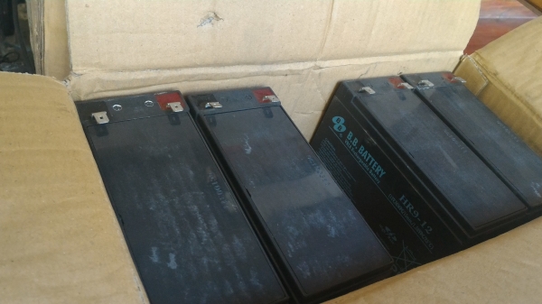 แบตเตอรี่ขนาด 12 V. กระแส 9 A. ยี่ห้อ BB BBATTERY ของใหม่เก่าเก็บเช็คกระแสแล้วทุกอัน