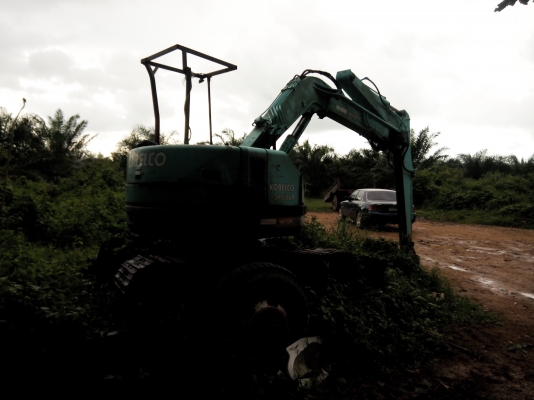 ขายรถแบคโฮ KOBELCO SK50UR ราคา 210000