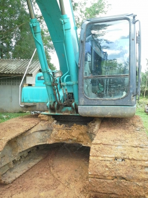 ขายรถแบคโฮ KOBELCO SK200-8 YN12 super เอกสารอินวอย ไมล์ 6173 ชม.ราคา 2300000