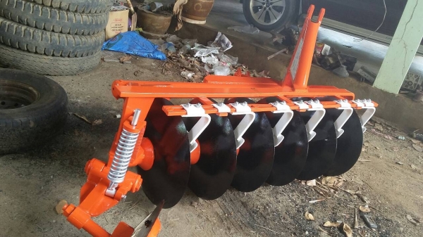 ขายผานพรวน2×22.ของcmt.ตัวใหม่ใบเต็มใช้งานน้อยมาก ขายผานพรวน2×22.ของcmt.ตัวใหม่ใบเต็มใช้งานน้อยมาก