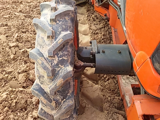 L4708 อุปกรณ์2ชิ้นเล่มทะเบียนพร้อมครับ L4708 อุปกรณ์2ชิ้นเล่มทะเบียนพร้อมครับ