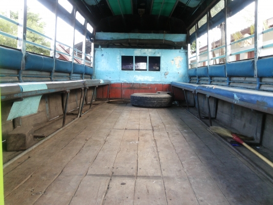 ขายรถโดยสาร อีซูซุEIFเครื่อง100แรงครับ.