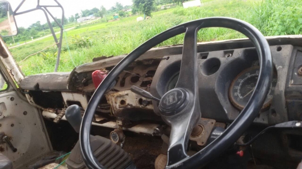 ขายรถบรรทุกเพลาเดียว HINO KT929เครื่อง HO7C 185 แรง เพลาเดียวบรรทุกรุ่น 200-220 ได้สบายสภาพพร้อมใช้ทะเบียนชุดโอนพร้อม