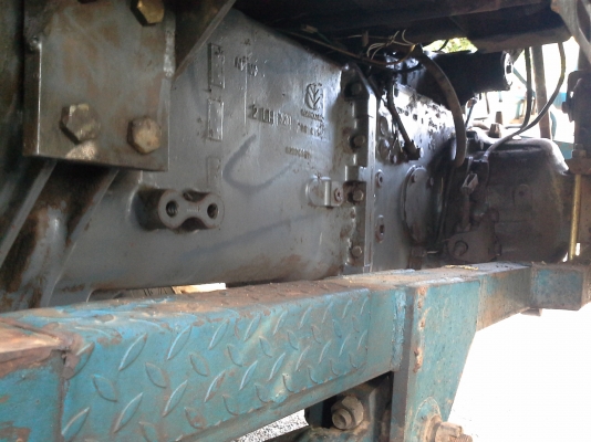 ขายรถไถฟอดร์ 7740 สองเพาคานนิวฮอแลนเกียรธรรมดา 12&times;12แอเย็นฉำดันหน้าหางสาม KHL เล่มทะเบืยนพร้อมใช้