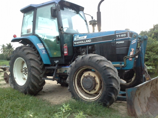 ขายรถไถฟอดร์ 7740 สองเพาคานนิวฮอแลนเกียรธรรมดา 12&times;12แอเย็นฉำดันหน้าหางสาม KHL เล่มทะเบืยนพร้อมใช้