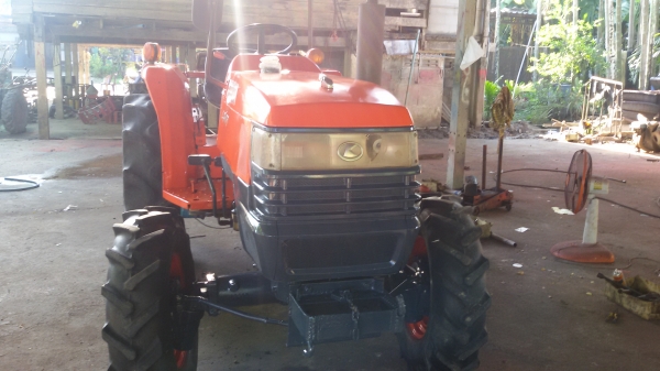 ขายรถไถL3408ตัวปล่าวพร้อมใช้งานเครื่องดีเกียร์ดี ราคา155000บาท สนใจโทร 0813655997 อำพร พาเจริญ ราคานี้ยังต่อลองได้อีกนะครับ เครื่องอยู่วังบัว อ คลองขลุง จ กำแพงเพชร .