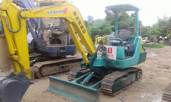 ขายรถขุด YANMAR PC 30 สภาพพร้อมใช้งาน