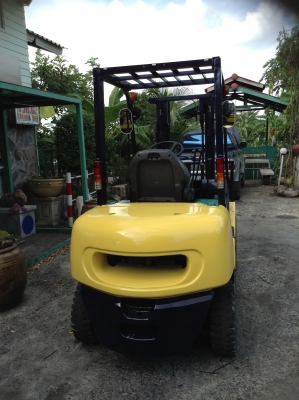 +++ ขายโฟล์คลิฟท์  KOMATSU FD25-14  ขนาด  2.5  ตัน  เครื่องยนต์ดีเซล  เสา  3  เมตร  เกียร์ธรรมดา  งา 1,070  มม.  ยางตัน