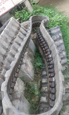 ขายแทรคยาง สำหรับ PC50UU-2