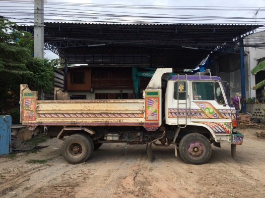 หกล้อ HINO รถปะกอบเครื่องEH700 เบรกชิฟี่ ยางดี แอร์เย็น คัดซีสวยมาก