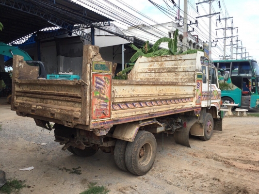 หกล้อ HINO รถปะกอบเครื่องEH700 เบรกชิฟี่ ยางดี แอร์เย็น คัดซีสวยมาก