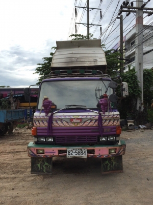 หกล้อ HINO รถปะกอบเครื่องEH700 เบรกชิฟี่ ยางดี แอร์เย็น คัดซีสวยมาก