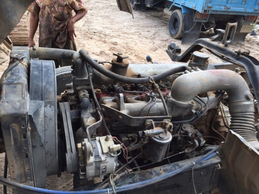 หกล้อ HINO รถปะกอบเครื่องEH700 เบรกชิฟี่ ยางดี แอร์เย็น คัดซีสวยมาก