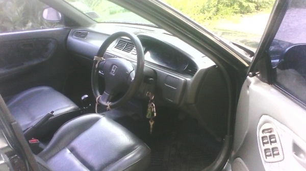 ขายด่วน civic 1.6 ปี37 ทะเบียนพร้อมโอน