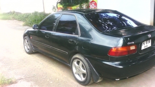 ขายด่วน civic 1.6 ปี37 ทะเบียนพร้อมโอน