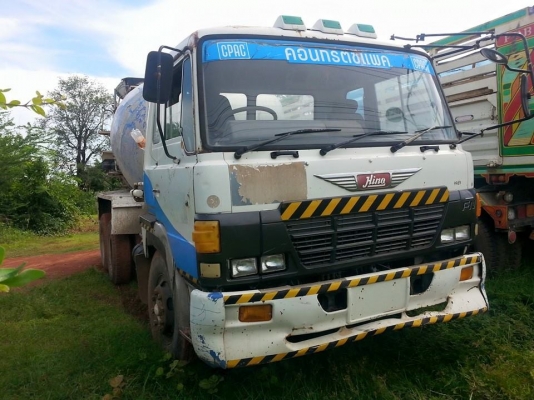 ขายรถโม่ปูน HINO 260แรง โม่6คิวครึ่ง สภาพพร้อมใช้งาน เอกสารพร้อมโอน สนใจโทร 090-8588220คุณนะ 093-3258446คุณบิว ID:narong498 หรือเข้าดูสินค้าอื่นๆได้ที่ www.truck.in.th/498 หรือเพจFacebook ณรงค์ ซื้อขายรถมือสอง (เว็บไซต์ส่วนตัว) หรือFacebook ตลาดรถมือสอง ค