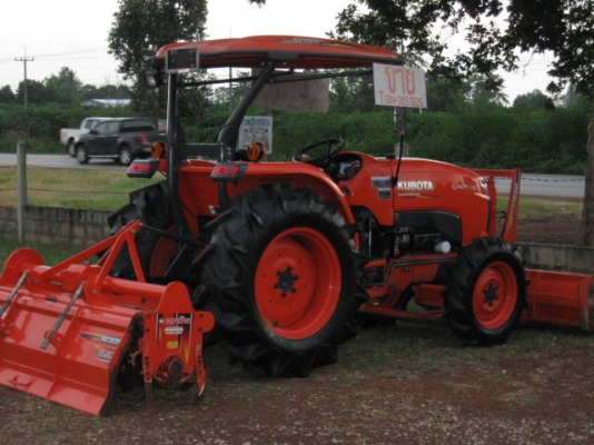 ขายรถไถคูโบต้า L4708  ราคา 530,000 บาท.100\%, มีเล่มทะเบียนพร้อมโอน