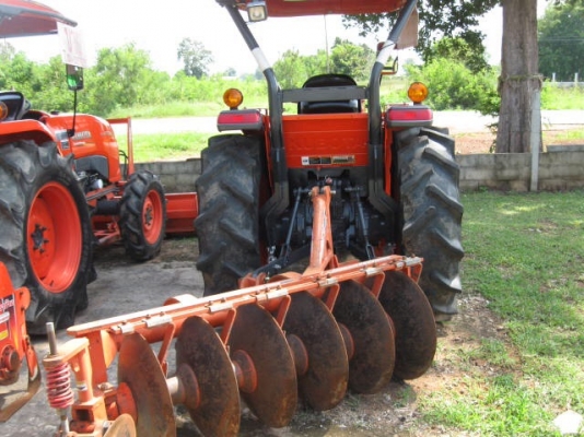 ขายรถไถคูโบต้า L4708  ราคา 530,000 บาท.100\%, มีเล่มทะเบียนพร้อมโอน