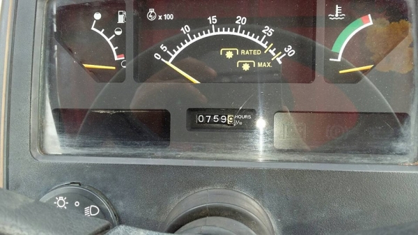 ยันร์ม่า EF453T LX 4 WD พร้อมใบมีด 759 ชั่วโมง..ตัวสุดท้ายก่อนเป็น 49 แรง