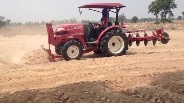 ยันร์ม่า EF393T 4 WD ใบมีด ผาน6 พร้อมใช้งาน