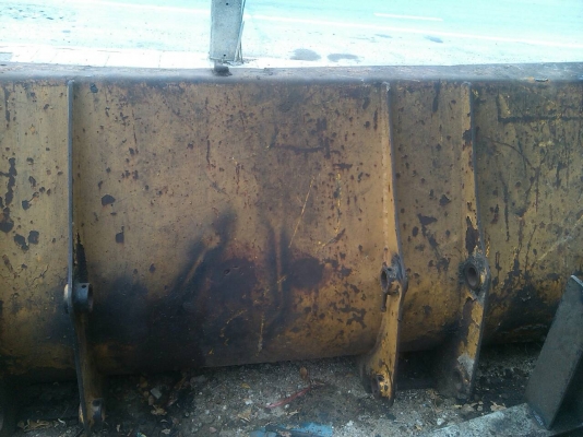 ขายอะไหล่รถ JCB บุ๋งกี๋ เสื้อเพลารถ และเครื่องยนต์รถ